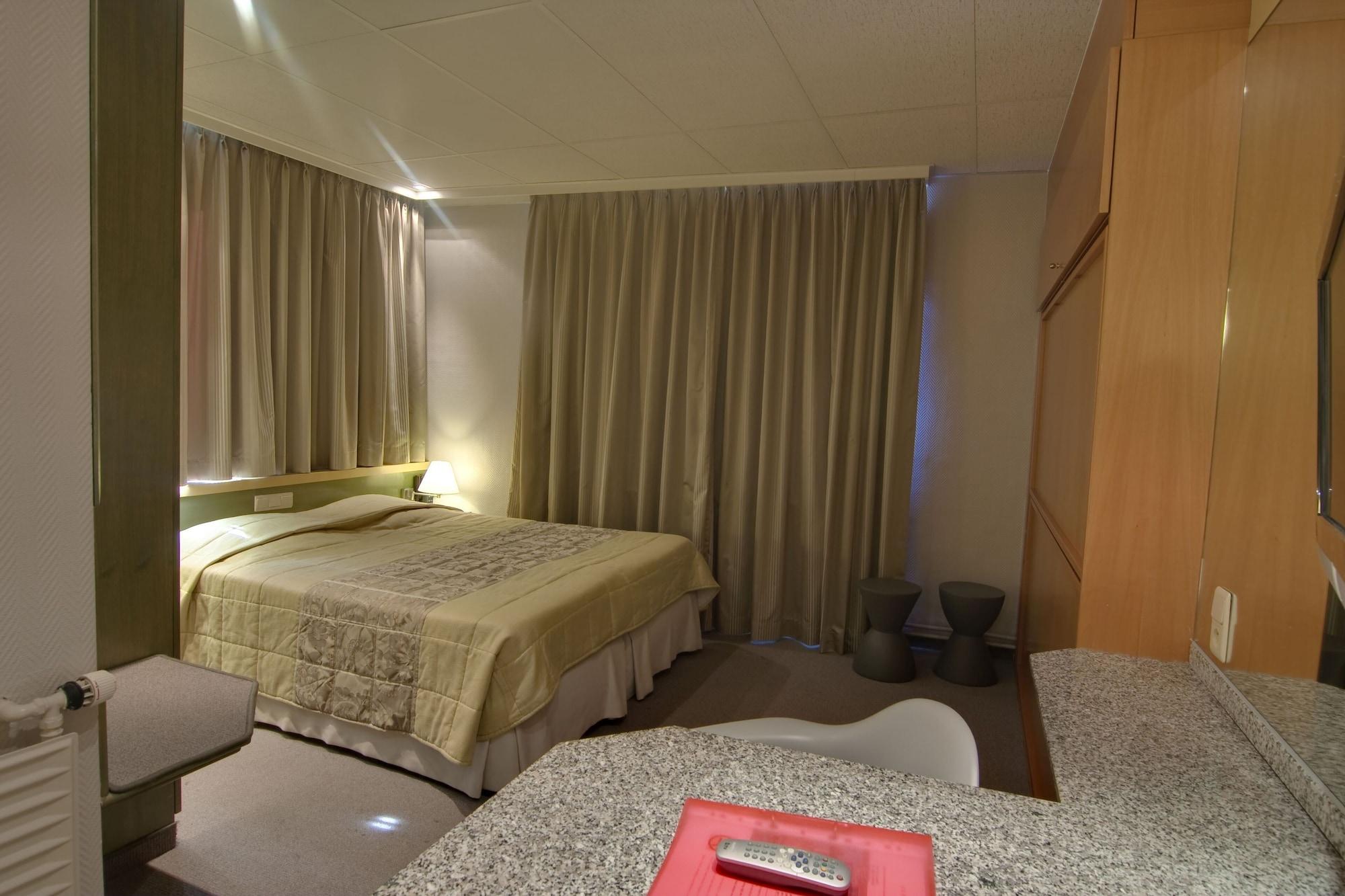 Hotel Glenmore أوستيند المظهر الخارجي الصورة